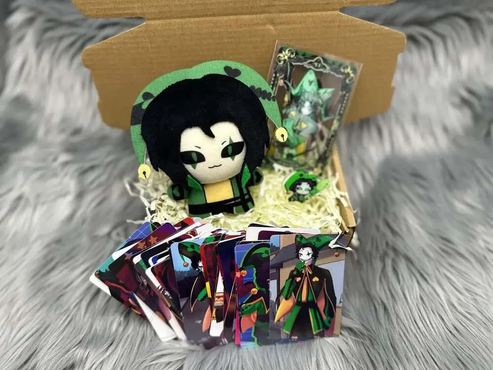 Harlequin-Inspired the Freak Circus Fan Gift Box– a Thoughtful Collection for th